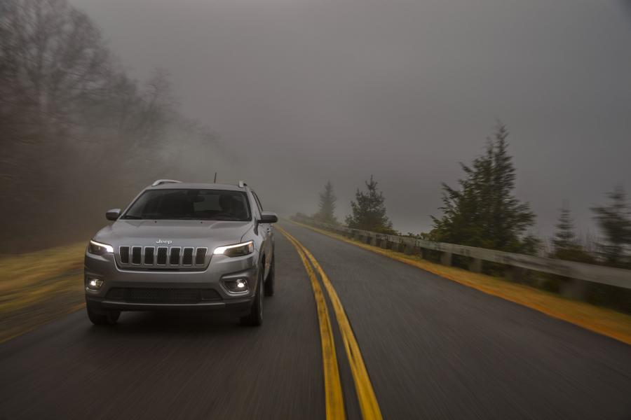  Jeep Cherokee Limited (KL) 2018 года  (NA) (фото 23 из 41)